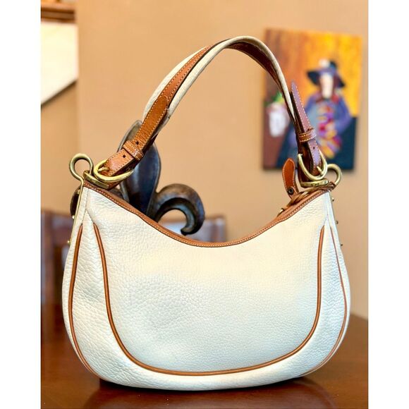 DOONEY & BOURKE - Vtg All Weather Pebble Leather Crescent Sac/Cream/British Tan - Picture 6 of 15